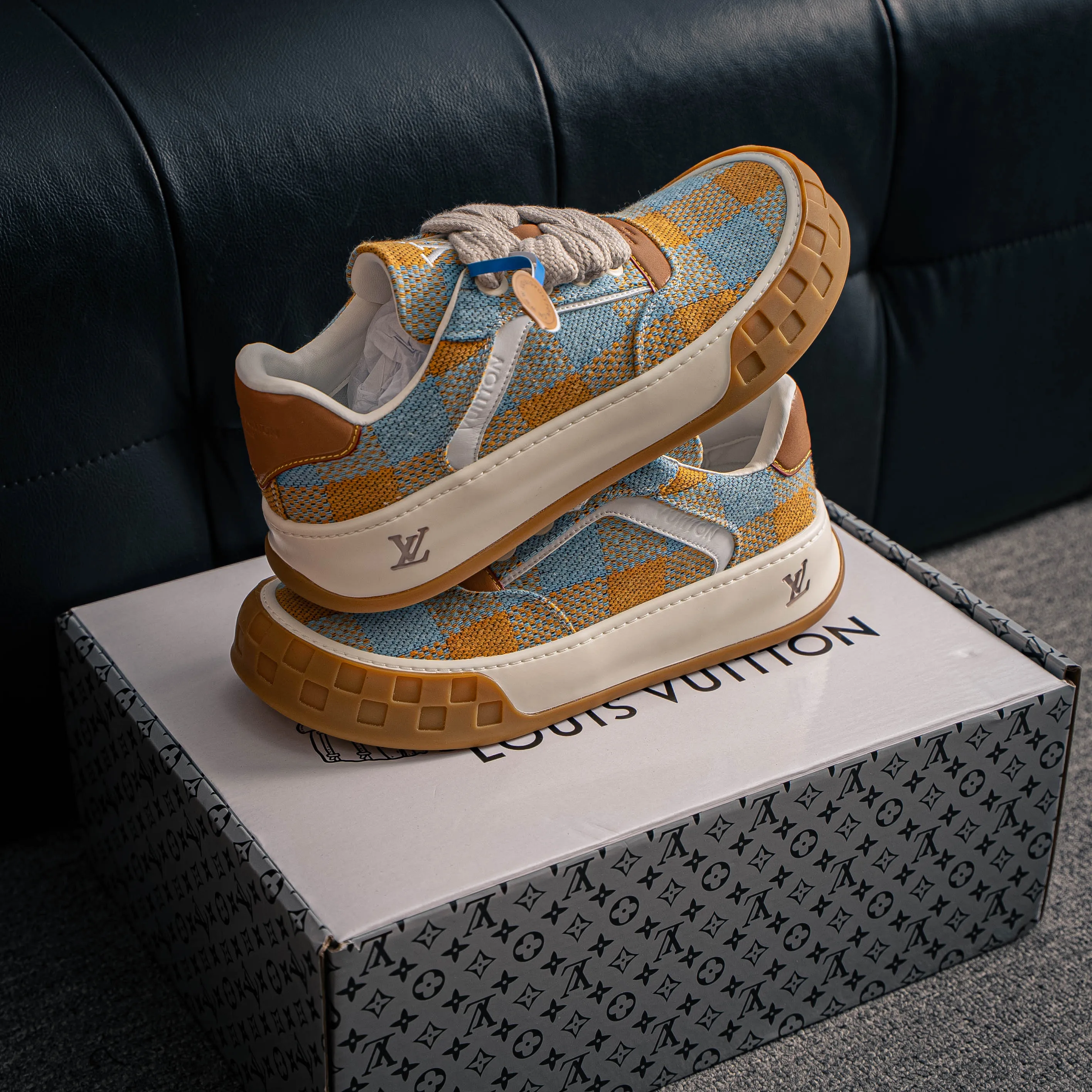 # LV LOUIS VUITTON Tilted Low Sneakers Series Low-Top Retro Versatile Skate Shoes 2026 Skate Shoes Shoes